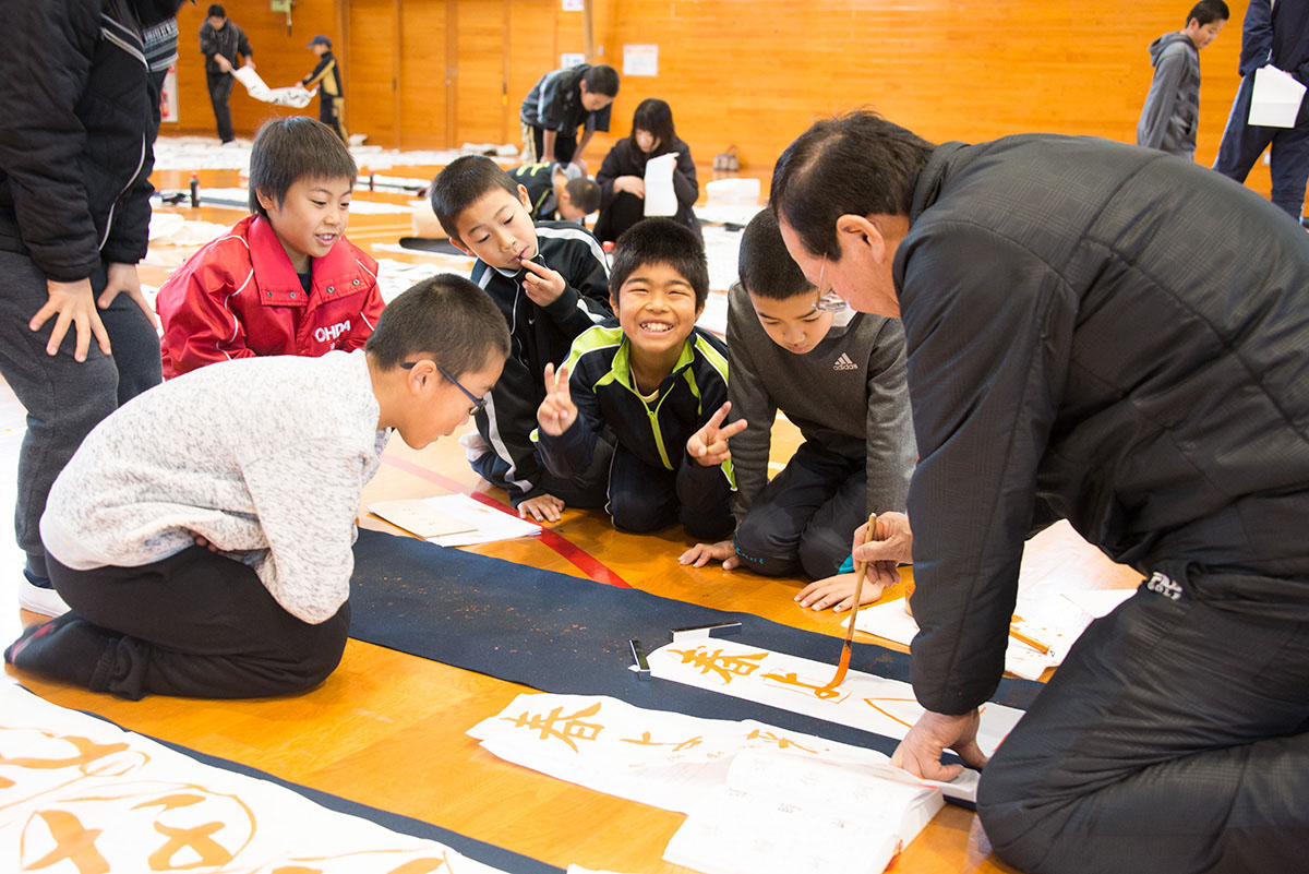 2016年大田スポーツ少年団書道教室の写真9